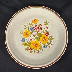 Vintage Hearthside Casual Elegance Bordeaux Stoneware 10.5" Dinner Plate 671